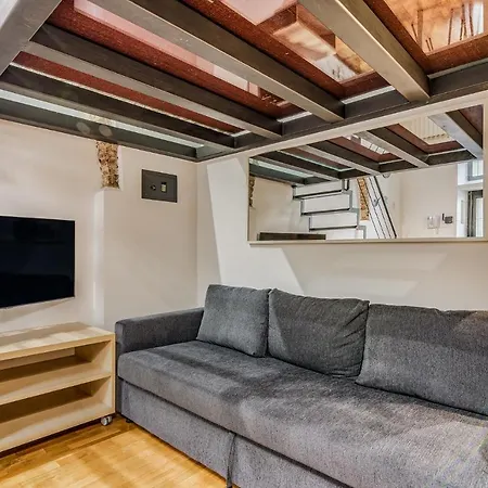 Ferrari דירה מילאנו