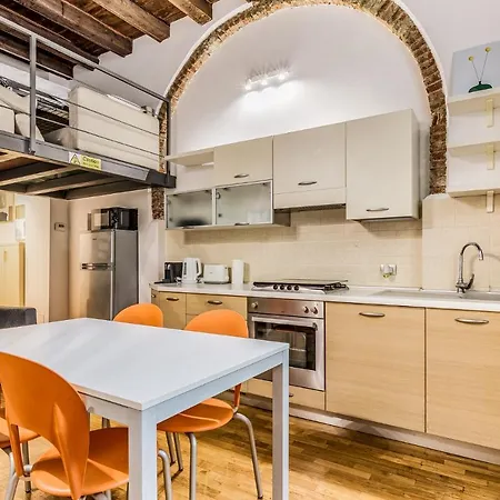 Ferrari דירה מילאנו