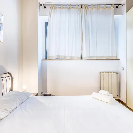 Appartement Italianway Easy - Ferrari 7 *